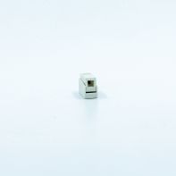 Borne de connexion pour luminaire