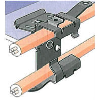 Attaches métalliques pour câble